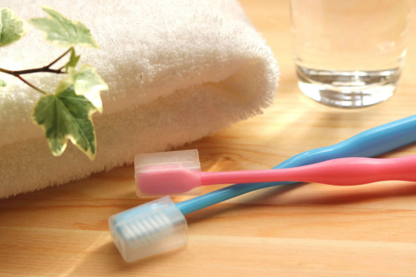 使うなら歯や歯茎に優しい研磨剤なしの歯磨き粉!メリットやデメリット
