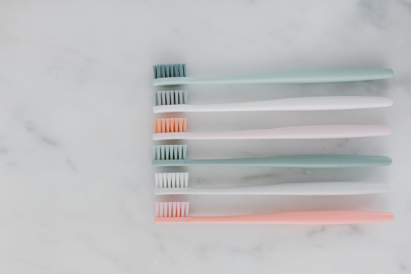 歯列矯正中は4種類の歯ブラシを使い分ける