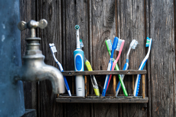 矯正中におすすめの歯ブラシを紹介｜歯ブラシの選び方も解説