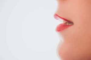 30代女性のfapホワイトニング体験談 費用をかけてもホワイトニングに投資した感想は Smileteeth スマイルティース
